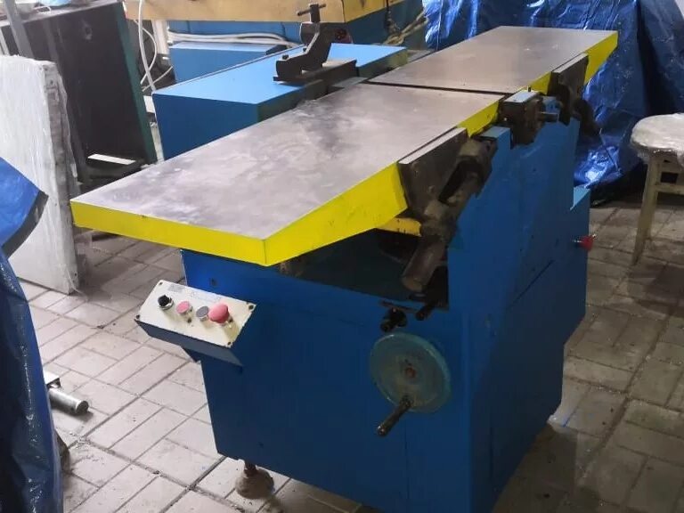 Деревообрабатывающий станок удай убдс 310. Рубаночный станок. Фуганок 300. Станок woodtec 300. Рейсмусовый станок кср-400.