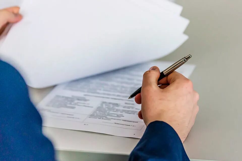 Оформление кредита. Подписание ипотечного договора. Заключение договора картинки. Заключение договора. Фото заключение ипотеки.