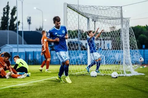 Футбол воронеж счет