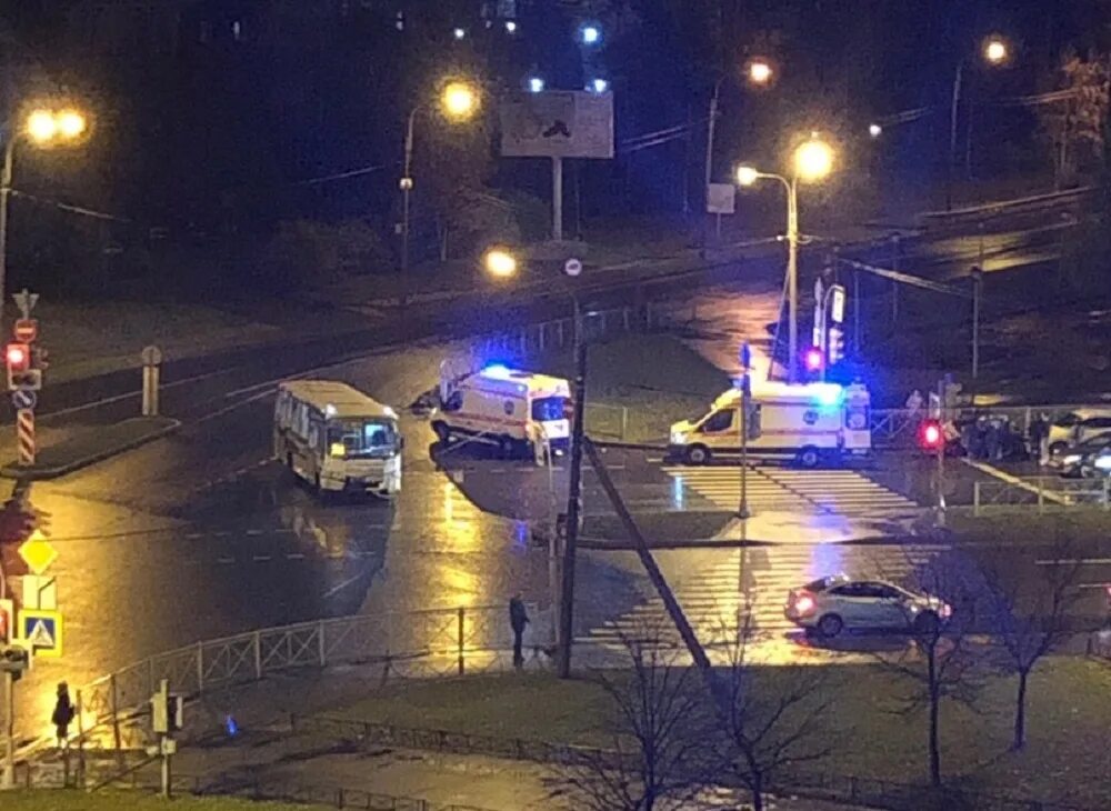 Мальчик на приморском проспекте. Мальчик на приморском проспекте. Мальчик на приморском проспекте. Приморский проспект 45. Мальчик на приморском проспекте.
