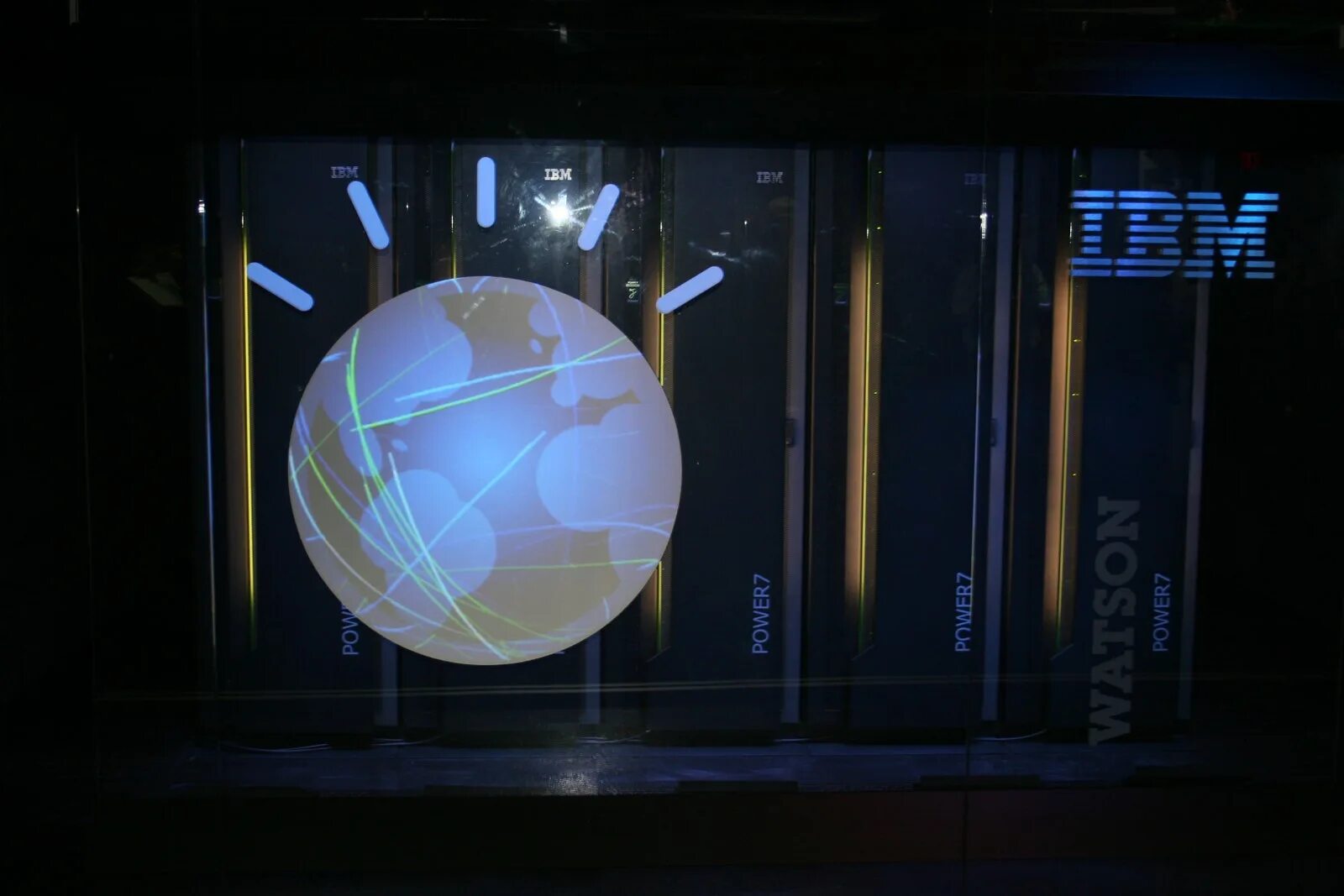 Ibm sans. Watson компьютер. Суперкомпьютер Ватсон. Гифка IBM Watson. Watson (IBM) В реальном мире или виртуальном.