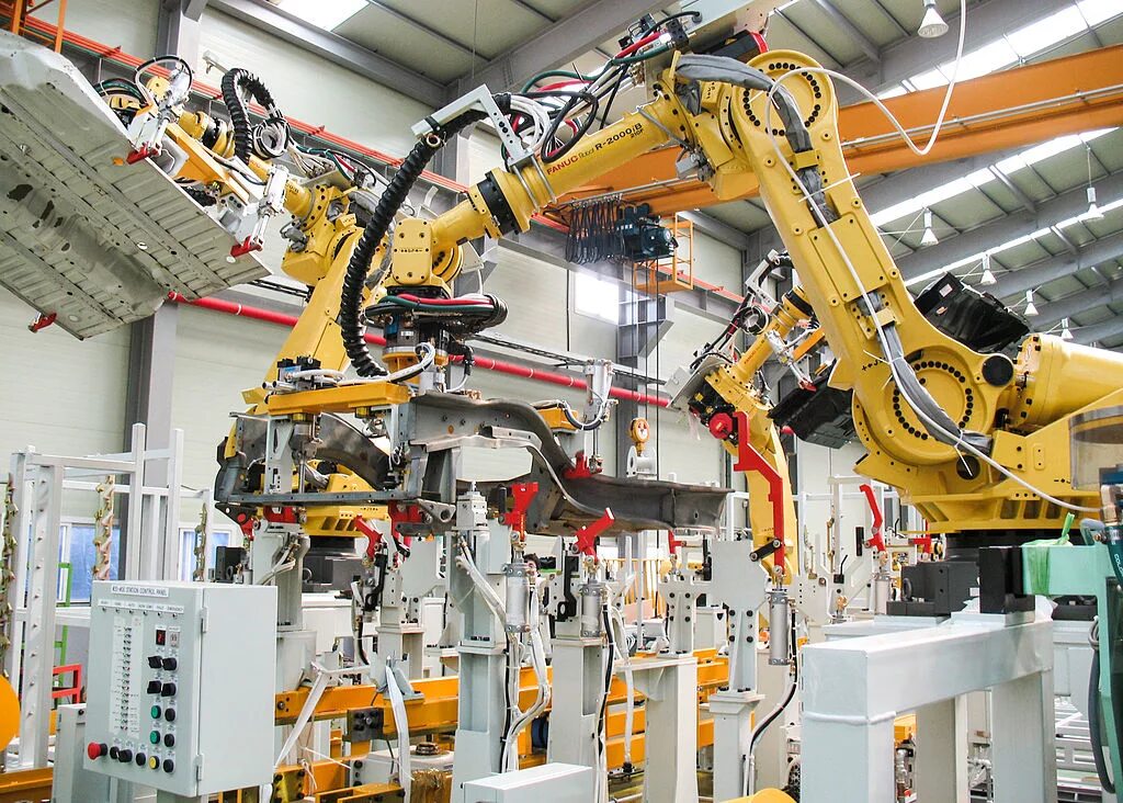 Уровень современного производства. Fanuc r-2000ib Robots. Роботизированный технический модуль, Тип "универсал-60". РПМ 25 промышленный робот. Промышленный робот Robotug.