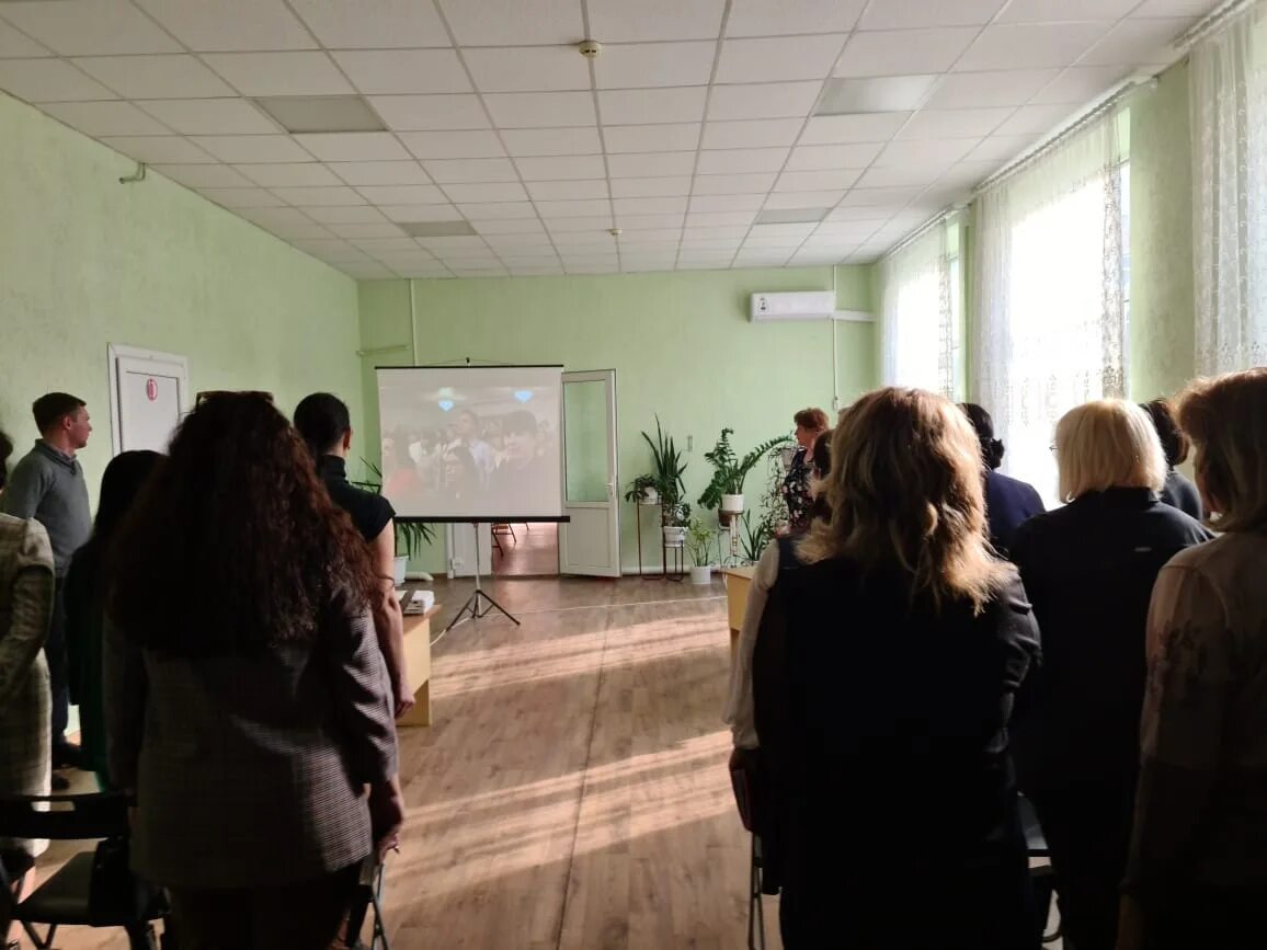 Приурочить форум