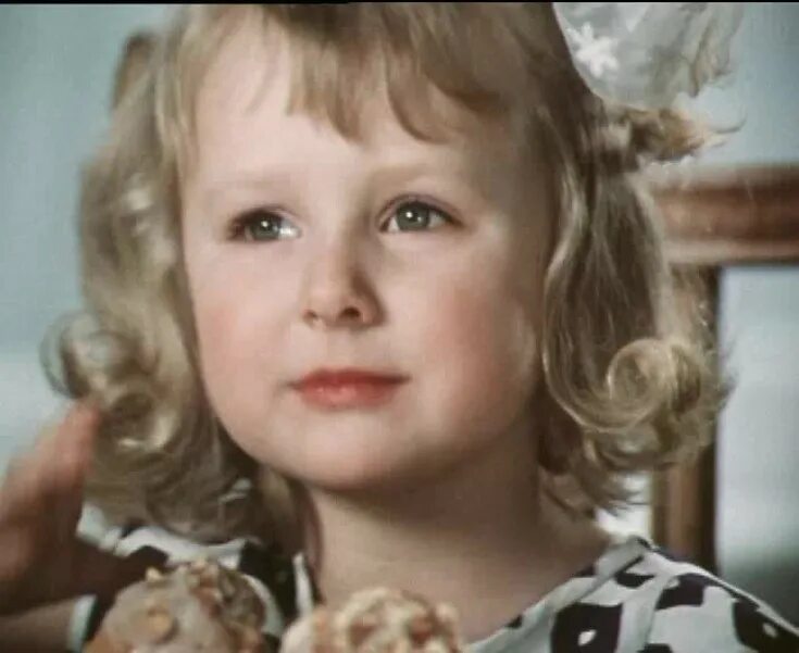 ребенок в фильме по семейным обстоятельствам. по семейным обстоятельствам фильм 1977. ребенок в фильме по семейным обстоятельствам. зоя василькова в фильме джентльмены удачи. по семейным обстоятельствам фильм 1977.