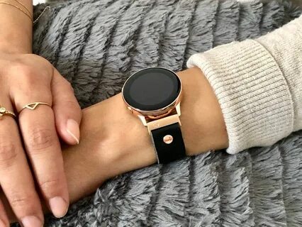 Samsung galaxy watch pink