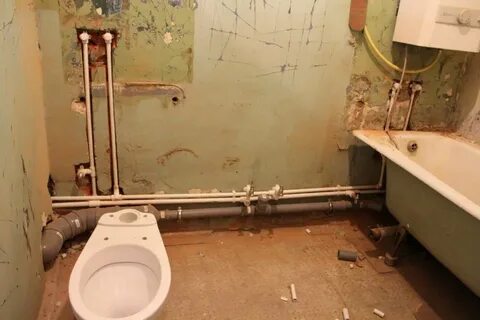 Трубы водоснабжения в ванной