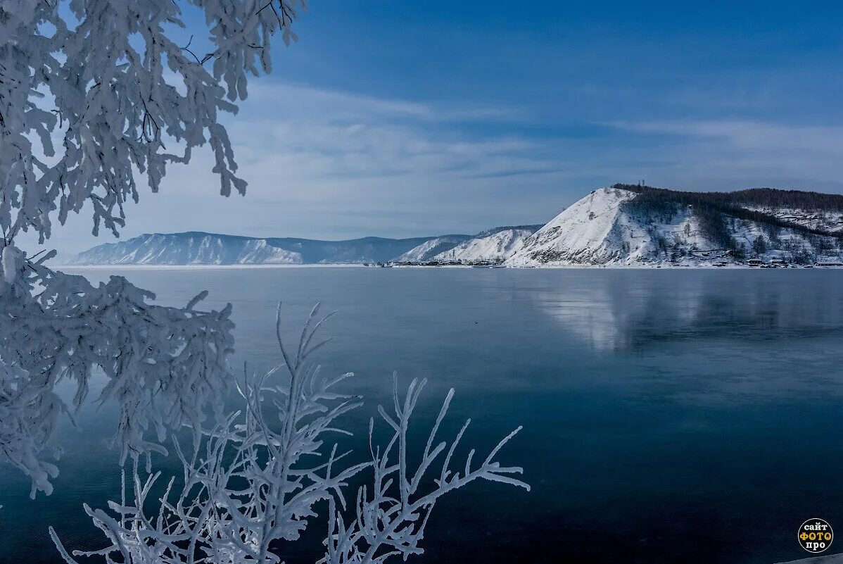 Исток ангары озеро Байкал. Природа Байкала зимой. Холодный Байкал. Исток ангары зимой.