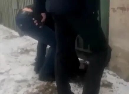 Поймали подглядывающего