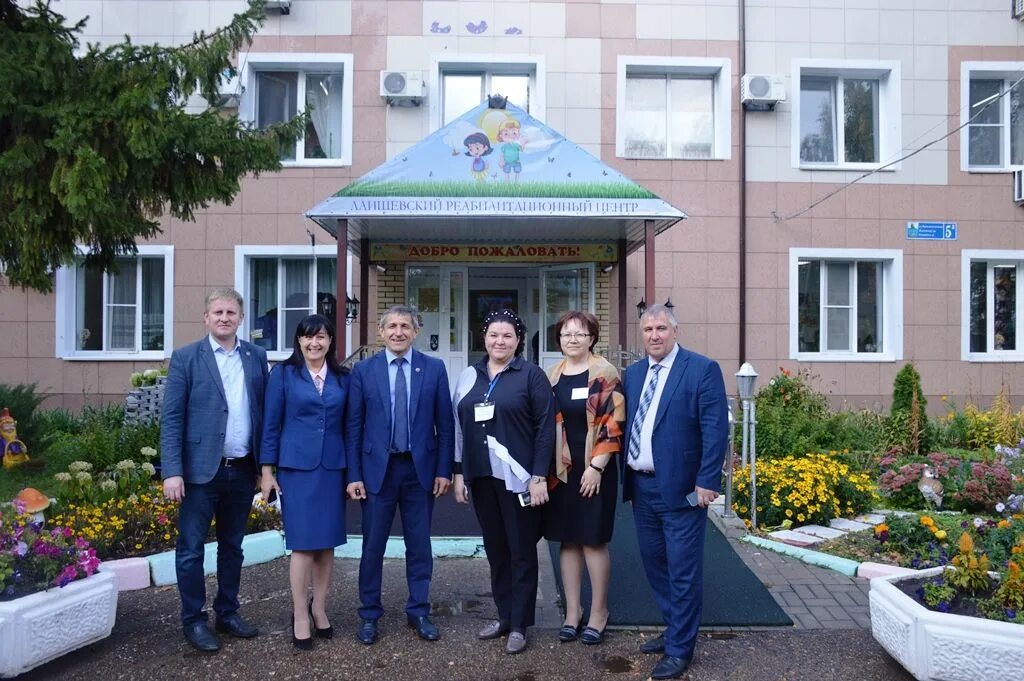 Хасьянова эльмира кямильевна лаишево. Работа в лаишево. Центральная библиотека лаишево. Работа в лаишево. Работа в лаишево.