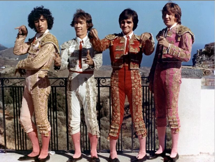 комик группа шарло. группа шарло жерар ринальди. группа шарло. комик группа шарло. квартет шарло три мушкетера.