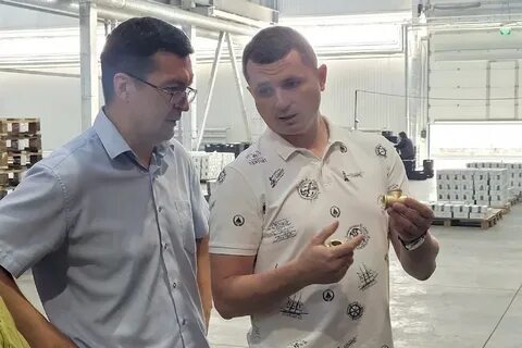Специалистов 22