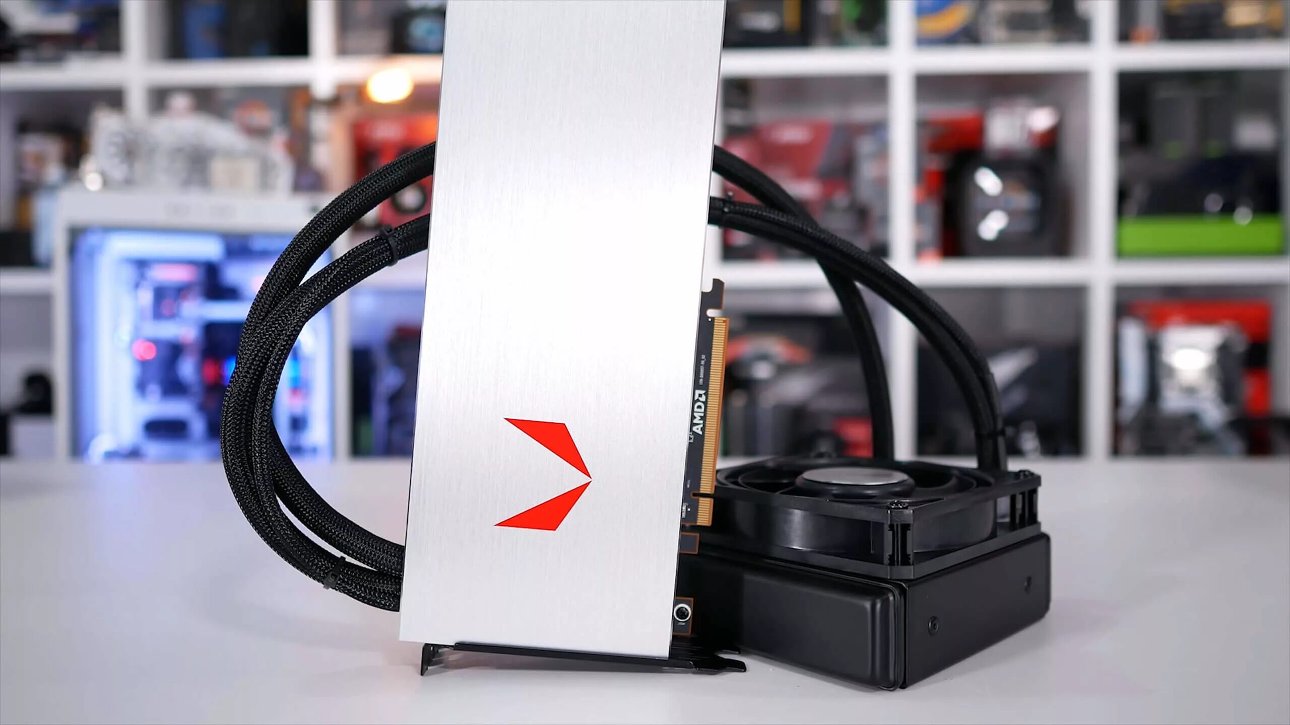 Rx vega 64 купить. RX Vega 64. Vega 64 LC. RX Vega 64 Liquid 8gb. Radeon RX Vega 64 Liquid.