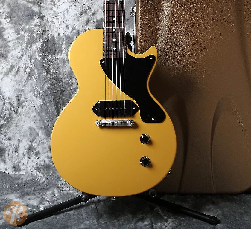 Gibson lp junior. Gibson junior. Gibson les paul special and junior. Gibson les paul junior. Gibson junior.