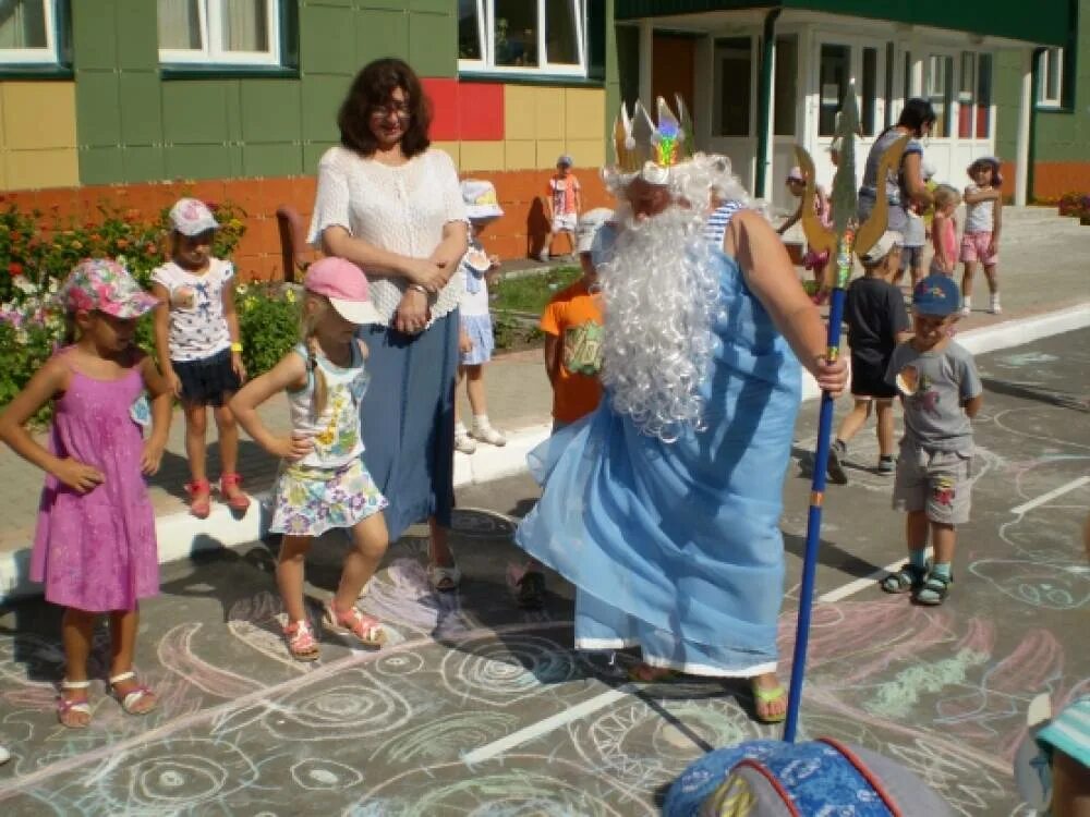 Праздник Нептуна в детском саду. День Нептуна в саду. День Нептуна в садике. Праздник день Нептуна в ДОУ. Сад нептуна