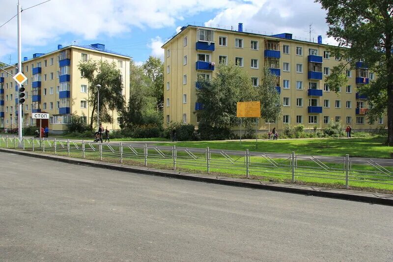 Сайт амурский омск. Город Омск 21 Амурская. Омск Амурский поселок. Омск район Амур. Амурский поселок Омск 2000.