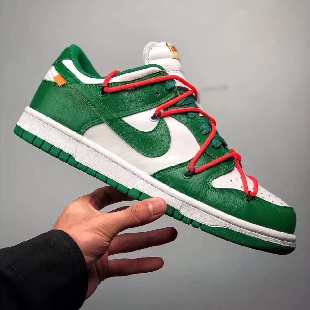 Купить nike dunk оригинал. Nike Dunk Low 1. Nike Dunk Green White. Nike SB Dunk Low зеленые. Nike Air Jordan SB Dunk Low зеленые.