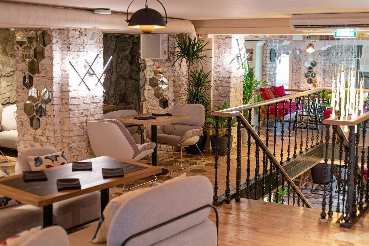 Азиатский гриль бар chang на московском. Ресторан чанг санкт петербург. Ресторан chang московский проспект. Санкт-петербург московский проспект 186 chang. Ресторан чанг московский проспект 186.