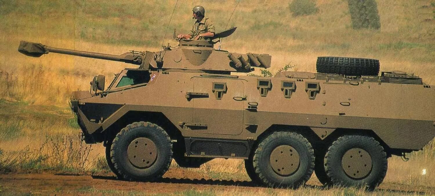 Юар бмп ratel. Бтр юар buffel. Африканские техники. Mbombe 6x6. Buffel бронеавтомобиль.