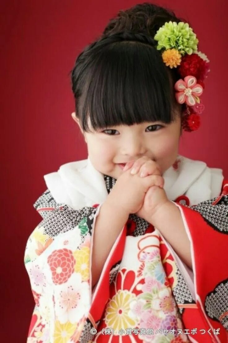 Япония девочки маленькие. Японские детишки. Маленький девушка япония. Япония девочки маленькие. Японские дети в кимоно.