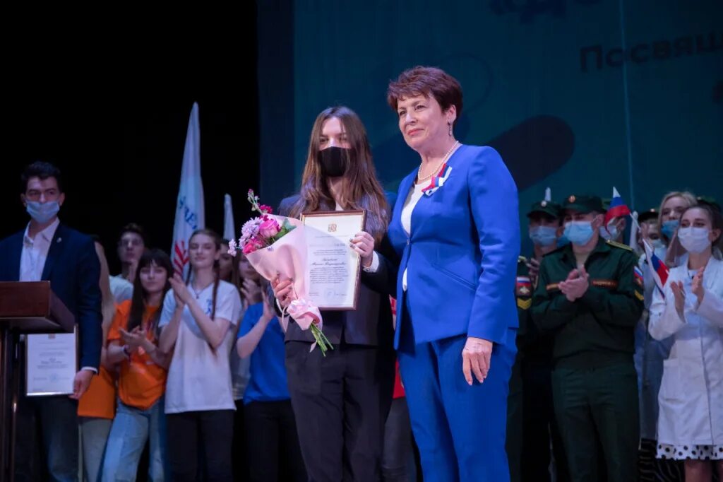 Фестиваль в ростове на дону 2012 года. Всемирный фестиваль молодёжи и студентов в сочи. Студенты приняли участие в фестиваль. Комплекс «готов к труду и обороне». Студенты приняли участие в фестиваль.