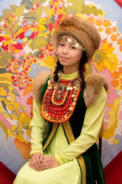 Костюм башкирской красавицы. Красавица в башкирском костюме. башкирская девушка в национальном костюме. девочка башкирка в национальном костюме. девушка башкирка в национальном костюме.
