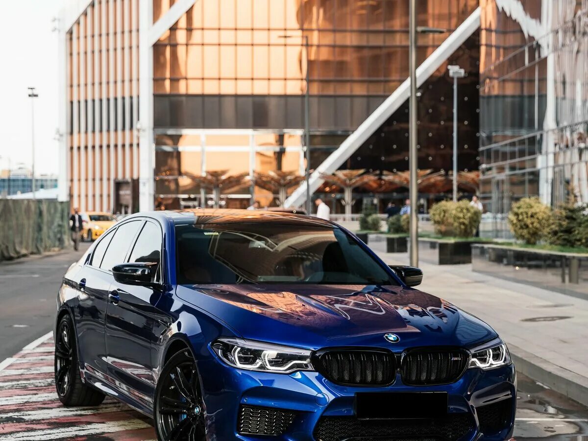 М5 машина купить. БМВ m5 f90. BMW m5 f90 Blue. BMW m5 f90 2018. BMW m5 f90 синяя.