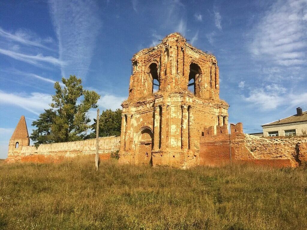 Коммуна брянская область. Севск Преображенский Спасо Преображенский. Спасо-Преображенский монастырь Севск. Спасо-Преображенский монастырь Брянск. Севский Спасо-Преображенский монастырь Брянская область.