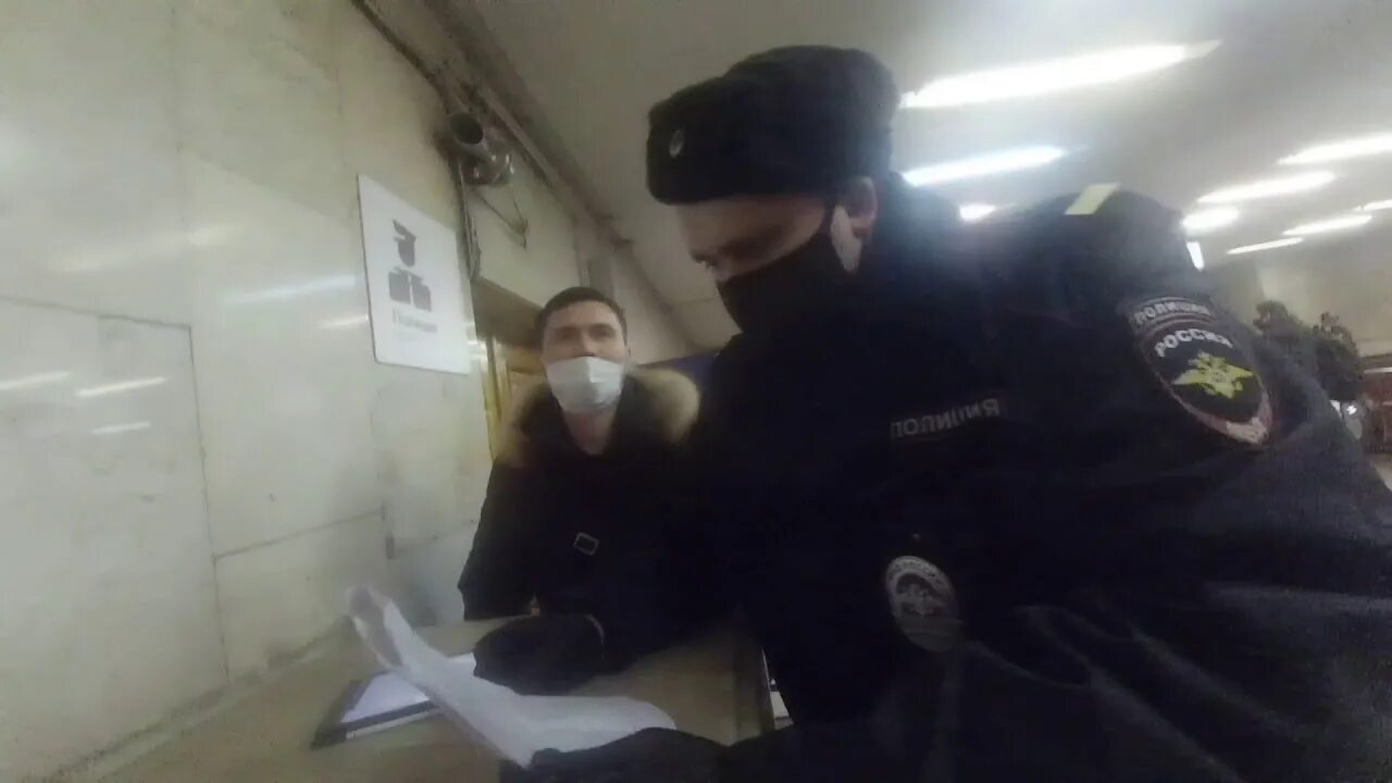 Забрали в полицию пьяным