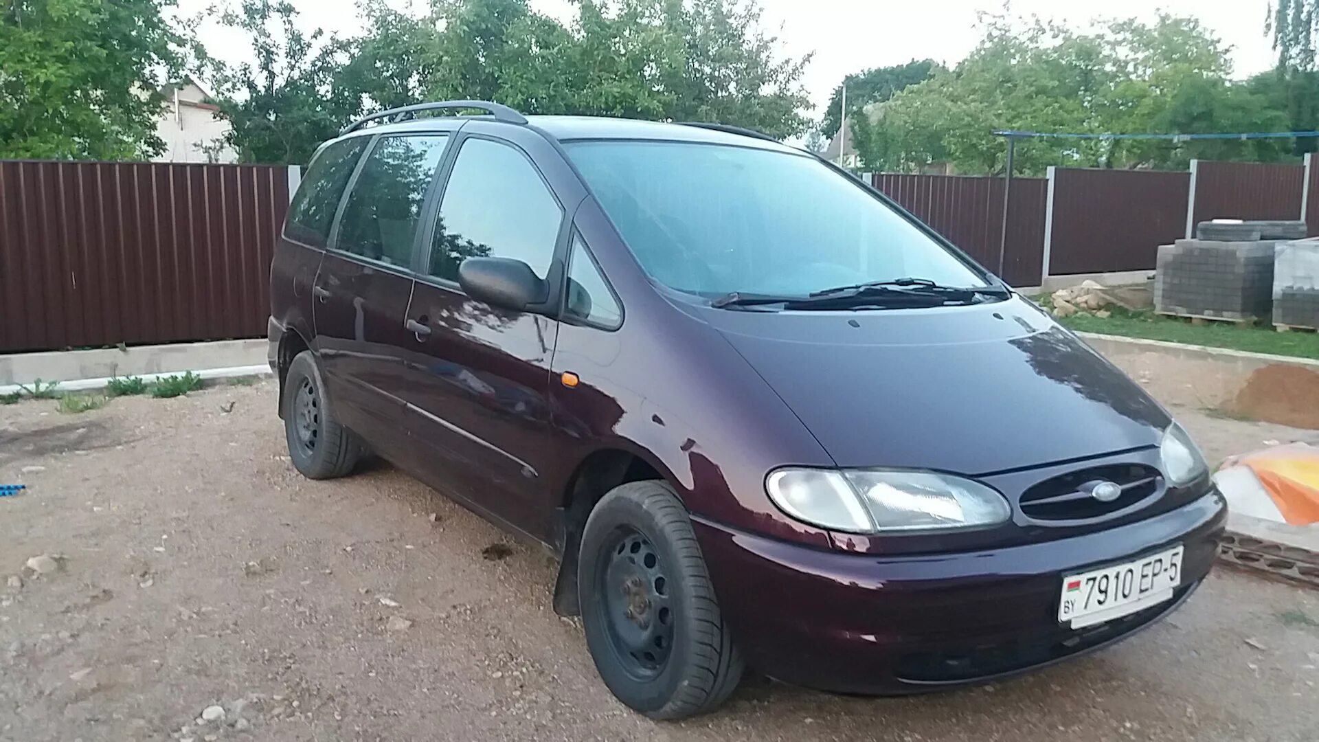 Ford galaxy 99 года. Форд галакси 1999 2. Форд галакси 1997. Ford galaxy 1995-2000. Ford galaxy 1995-2000.