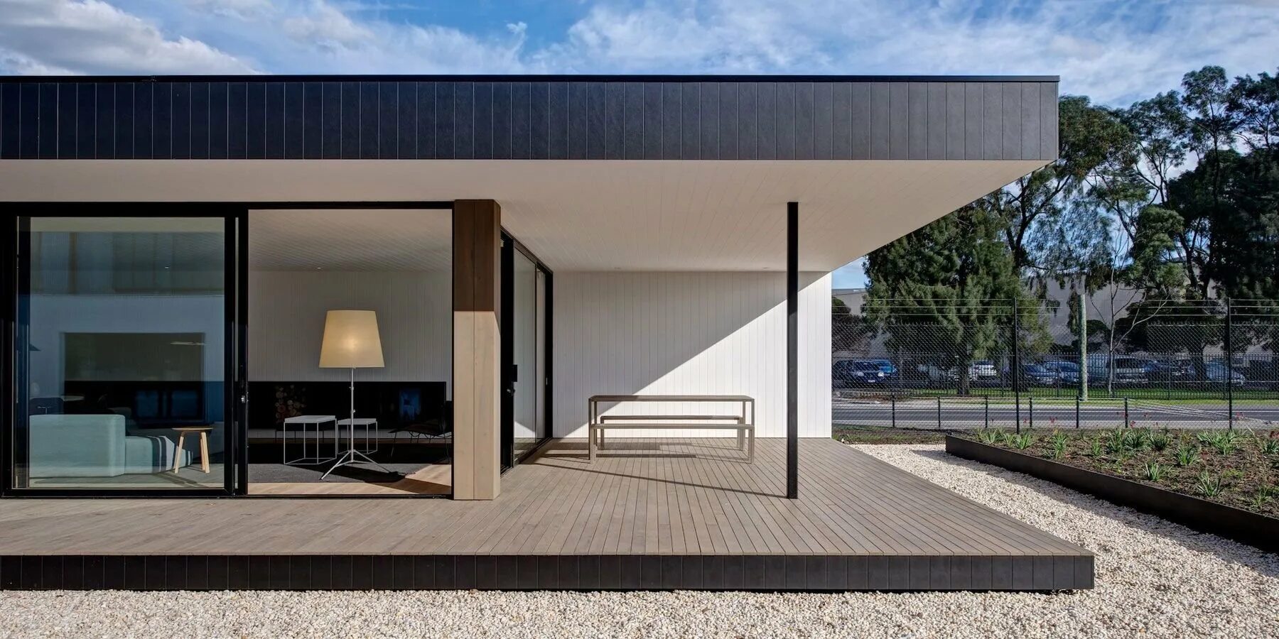 Здания в современном стиле. Современная модульная архитектура. Фасад в современном стиле. Дом в стиле американский модерн. Зарубежная архитектура.