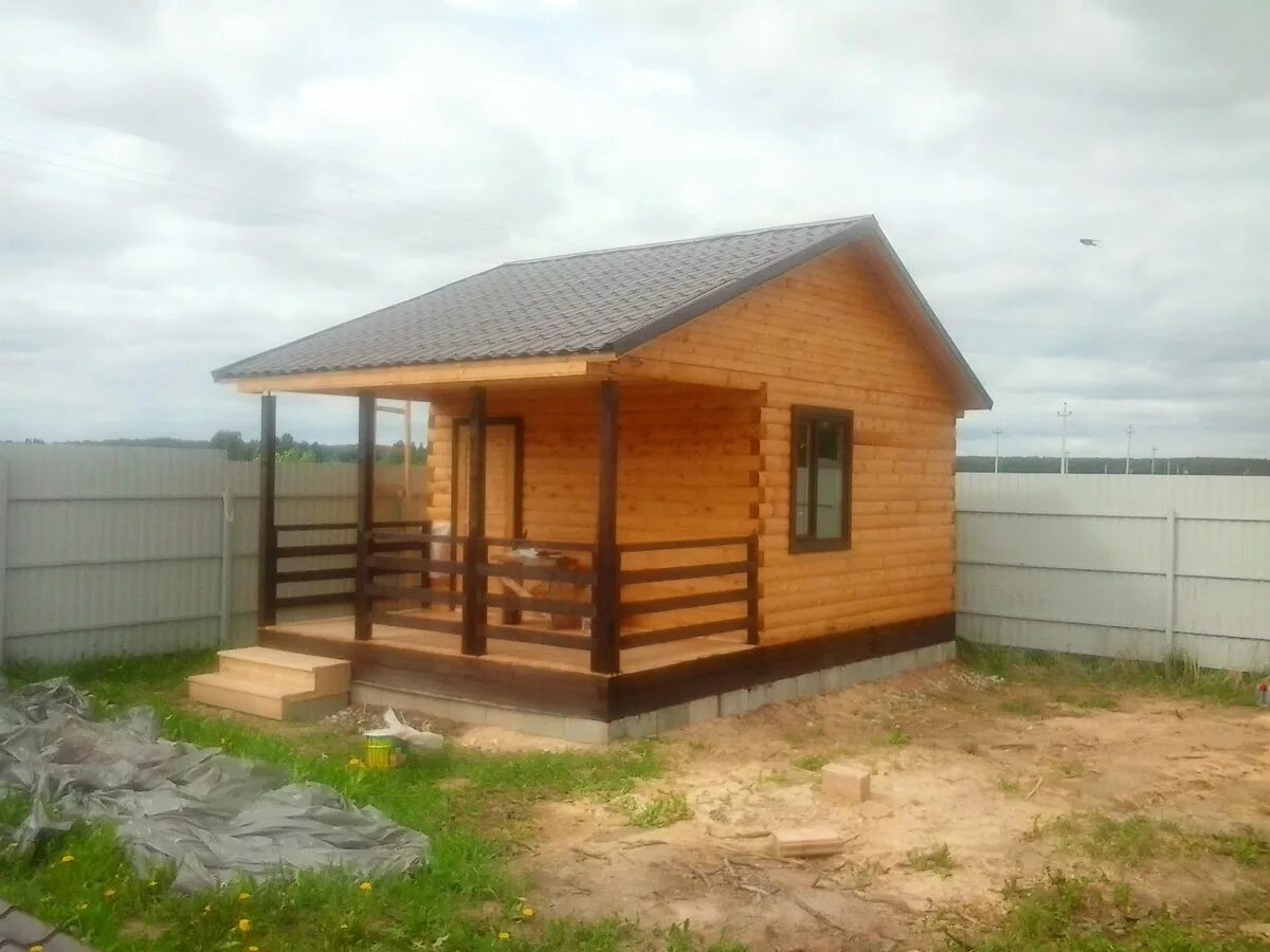 Баня из бревна 3x5 с террасой 1,5x5 под ключ - цена