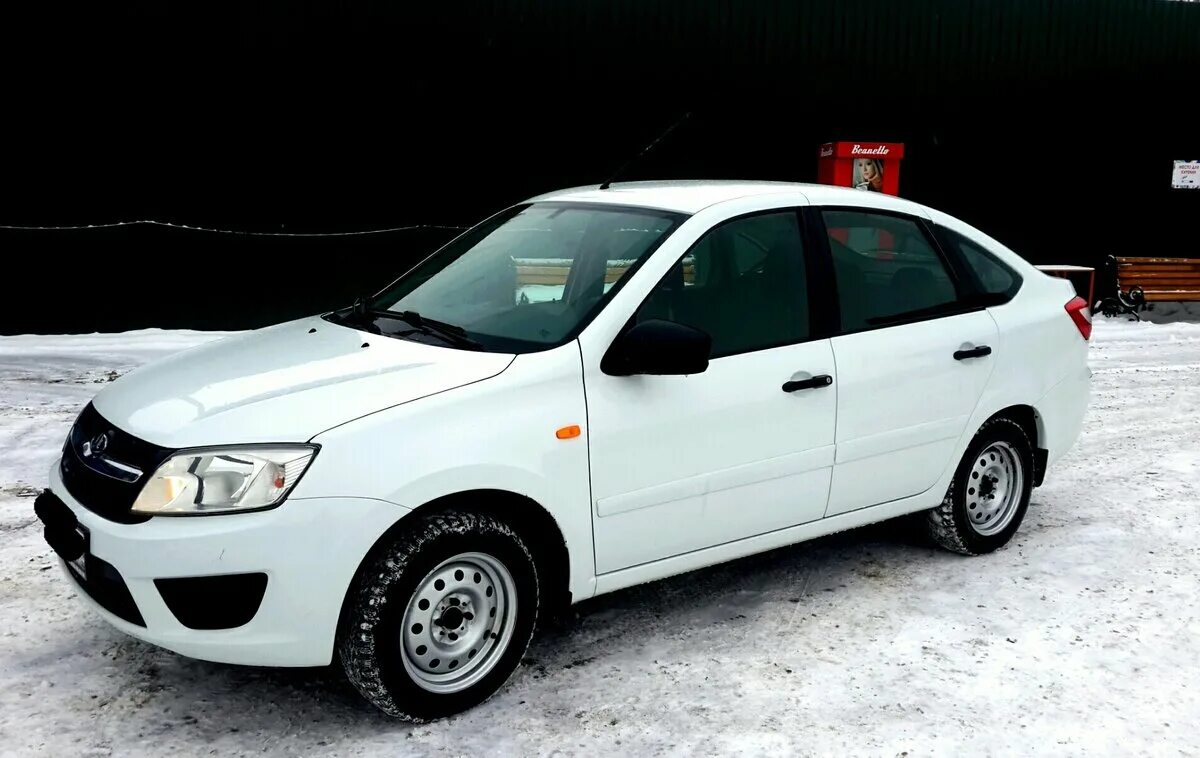 реализация гранта. Lada granta cross 2022. лада гранта седан 2014 года. новая бюджетная лада. Lada (ваз) granta 2019.