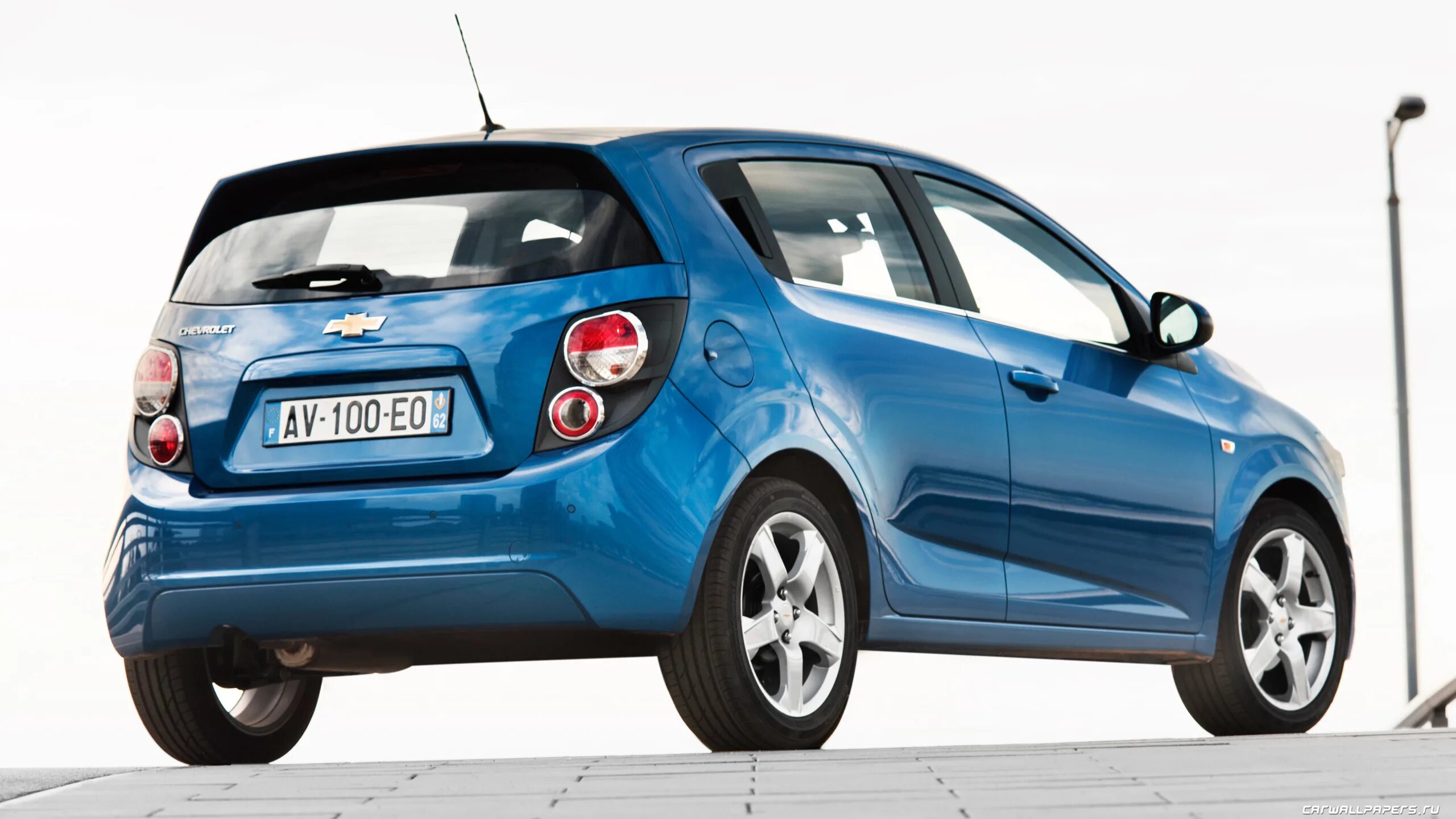 Шевроле авео хэтчбек 2011. Chevrolet aveo 2011 хэтчбек. Авео хэтчбек 2011. 2011 chevrolet aveo hatchback. Авео хэтчбек 2011.