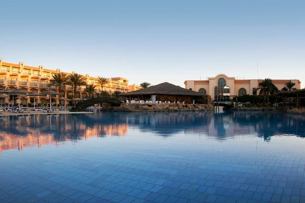 Pyramisa beach resort sahl hasheesh хургада. Пирамиса египет. египет хургада пирамиса. otium pyramisa египет хургада.