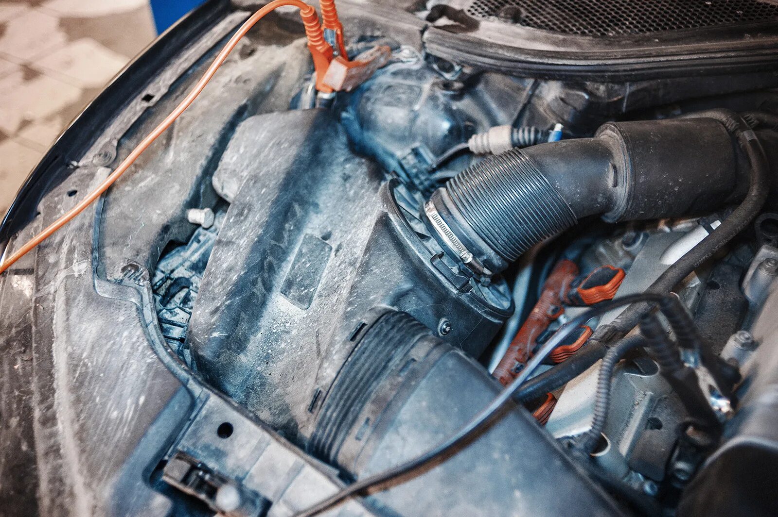 Фильтр салона ауди а8. Фильтр салона ауди а6 с5. Салонный фильтр ауди а6 с6. Воздушный фильтр ауди а7. Фильтр салона ауди а6 с5.