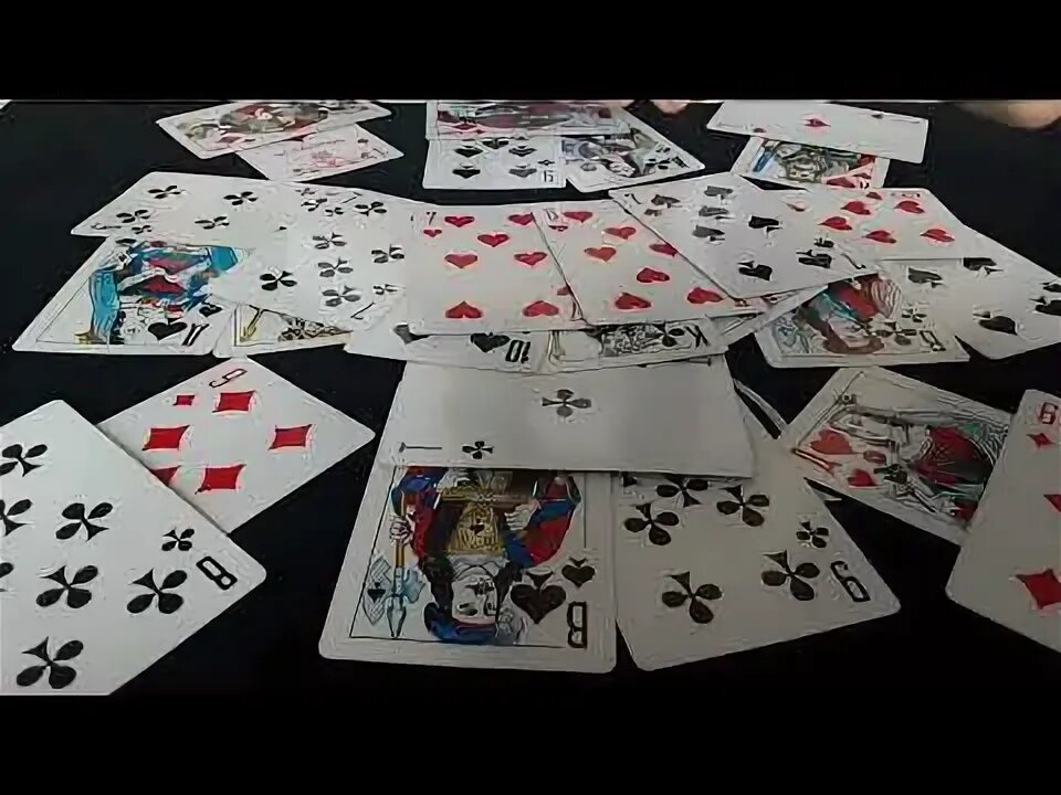 Крестовый король и червовая дама вариант 2. Король крестовый дама червовая фото карты черное белое. Гадание на крестового короля на игральных картах на ютубе. Расклад на крестового короля и червовую даму. Крестовый король карта.