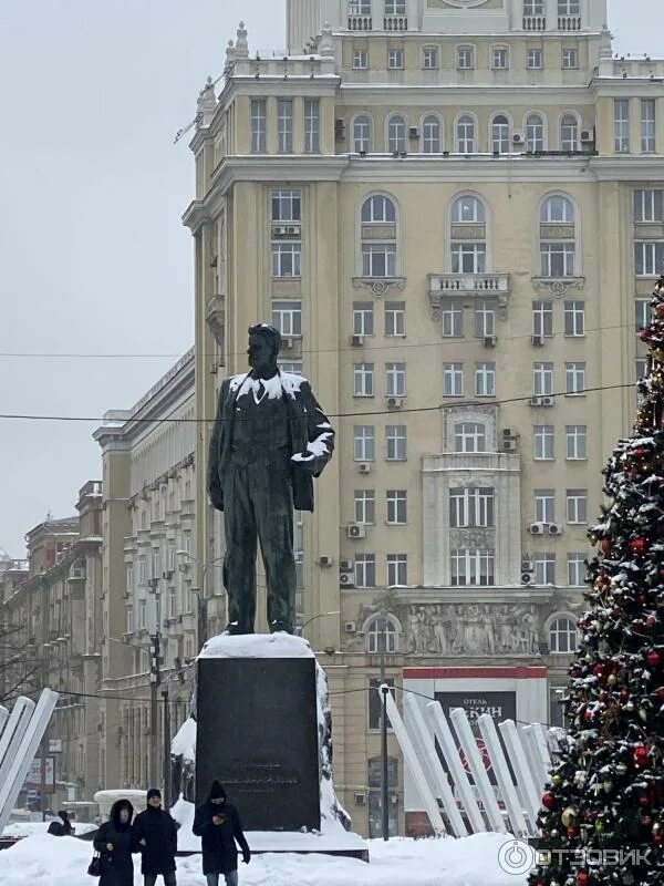 Современный кремль в москве. Саранск фото. Гостиница пекин скульптуры. Московский соответствующий. Московский соответствующий.
