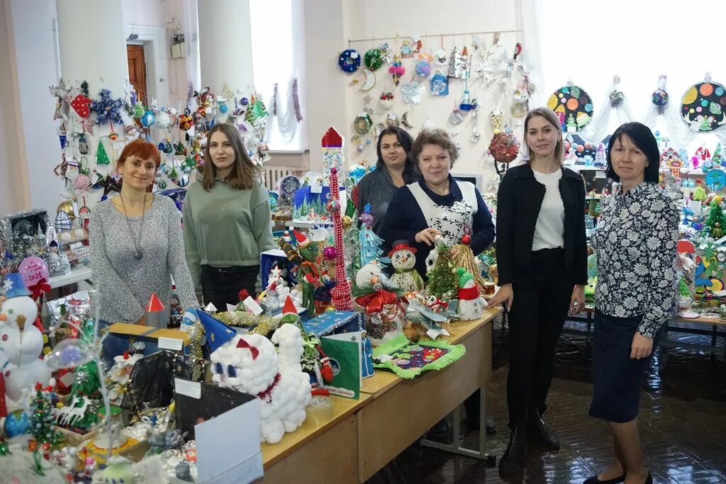 городской конкурс космический новый год. музей космонавтики курск. номинация «новогодние персонажи»:. конкурс космический новый год. готовимся к новому году.