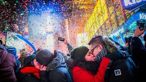 Мир встречай нового человека