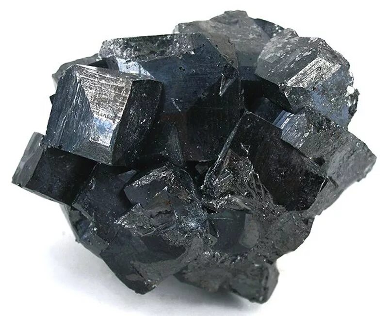 Какие минералы образуют железо в природе. Магнетит магнитный желез. Железняк магнетит. Магнетит минерал. Магнетит магнитный Железняк.