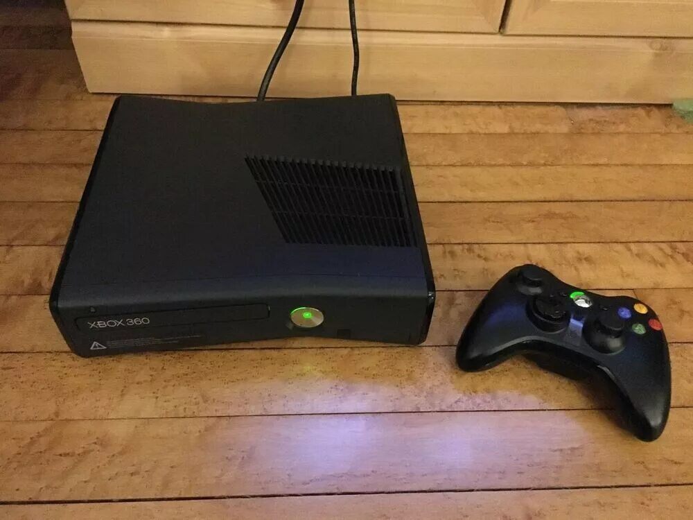 Xbox 360 Slim 250gb. Xbox 360 Slim s. Xbox 360 s (Slim) 4gb. Xbox 360 Slim freeboot. Box freeboot