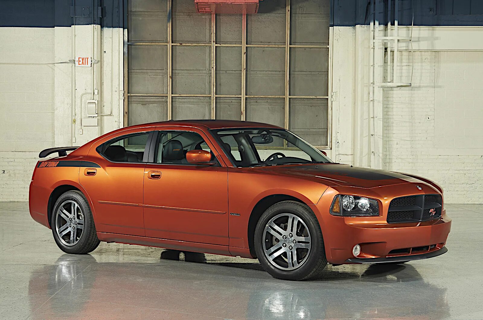 Додж 5 поколение. 2006 Dodge Charger LX. Додж Чарджер 2005. Dodge Charger 2006. Dodge Charger LX 2007.