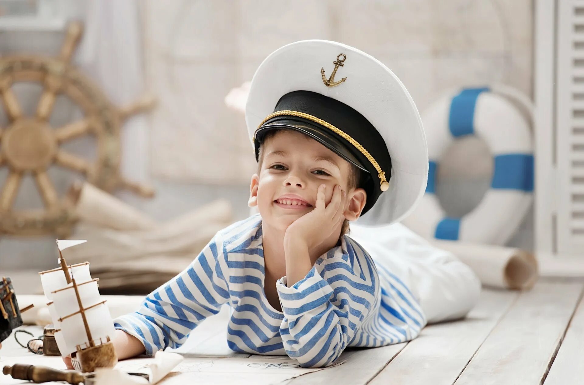 Морская юнга. Капитан матрос Юнга. Моряк Юнга Капитан. Корабль для детей. Юнга на корабле.