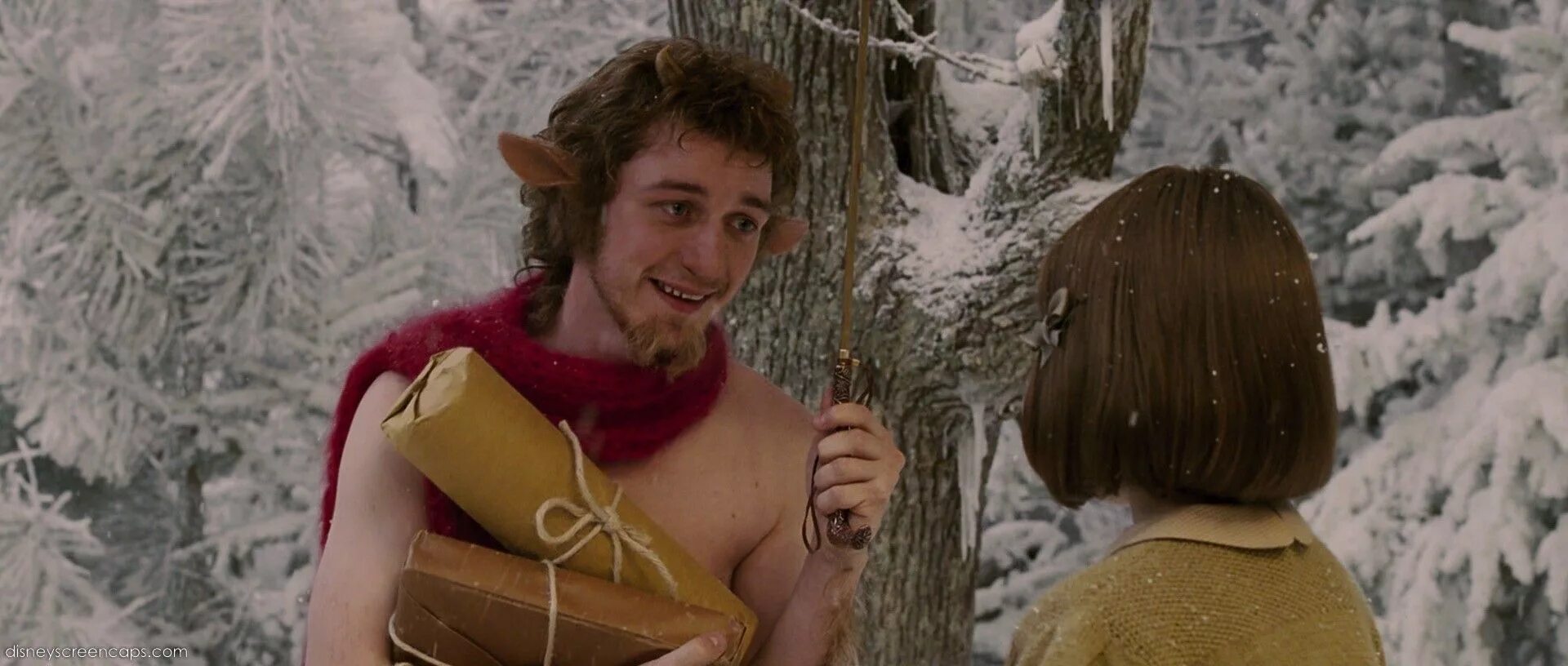 Хроник человек. Хроники нарнии мистер тумнус. хроники нарнии тумнус. james mcavoy хроники нарнии.
