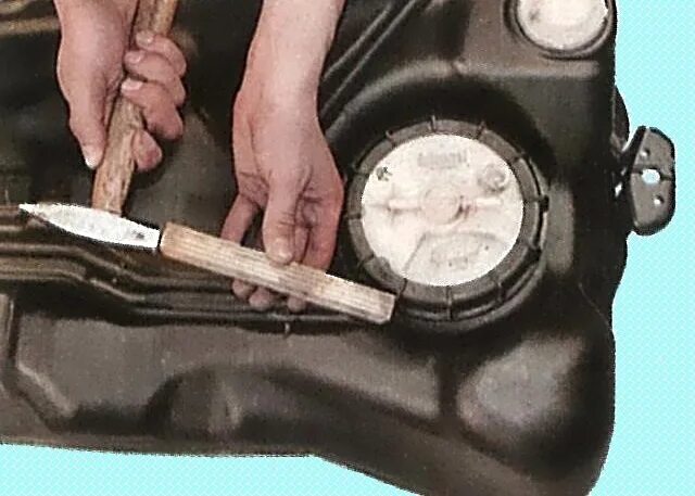 Топливный насос форд фокус 2. 0 бензин. Замена топливного насоса форд 3. Замена топливного насоса форд мондео 3 2. Замена топливного насоса форд 3.