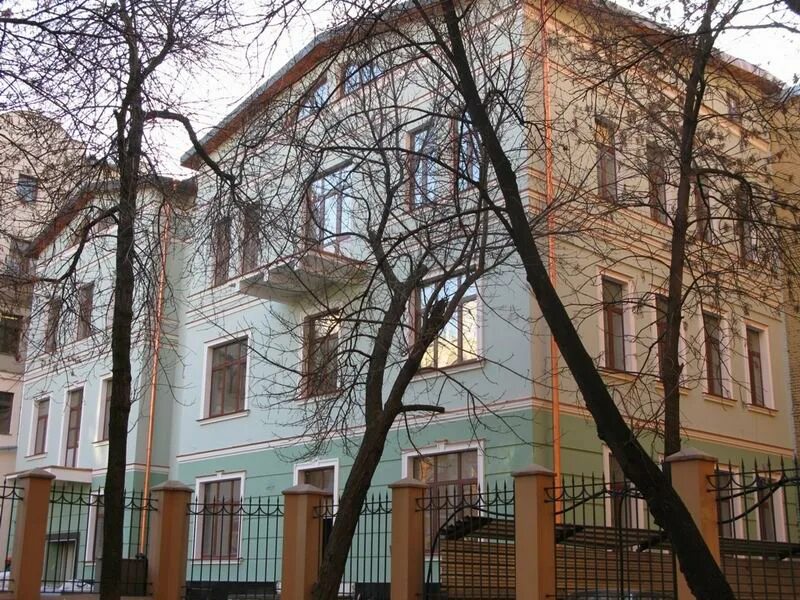 ук счастливый дом. северная салтовка харьков обстрел. семья, дом. бутиковский переулок 16с3. новинский бульвар 20 стр 1.