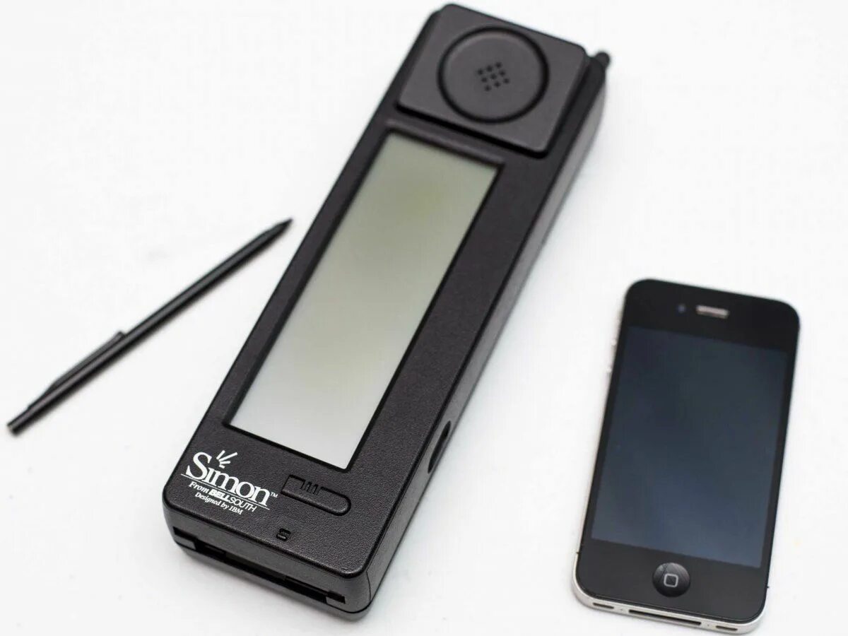 Смартфон IBM Simon. Первый смартфон Simon, IBM. IBM Simon первый в мире смартфон. IBM Simon personal Communicator (1993 год). Ibm simon