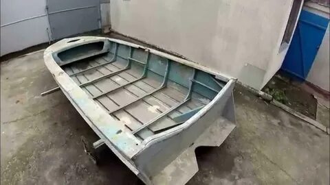 Лодка вега