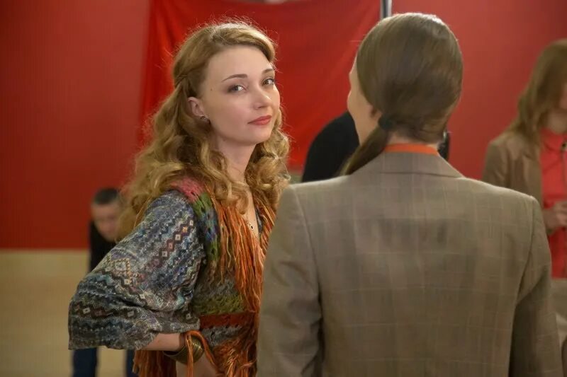 Юлия маврина и епифанцев. Жизнь на два полюса. Жизнь на два полюса. Юлия маврина фото. Фильм любовь на 2 полюса.