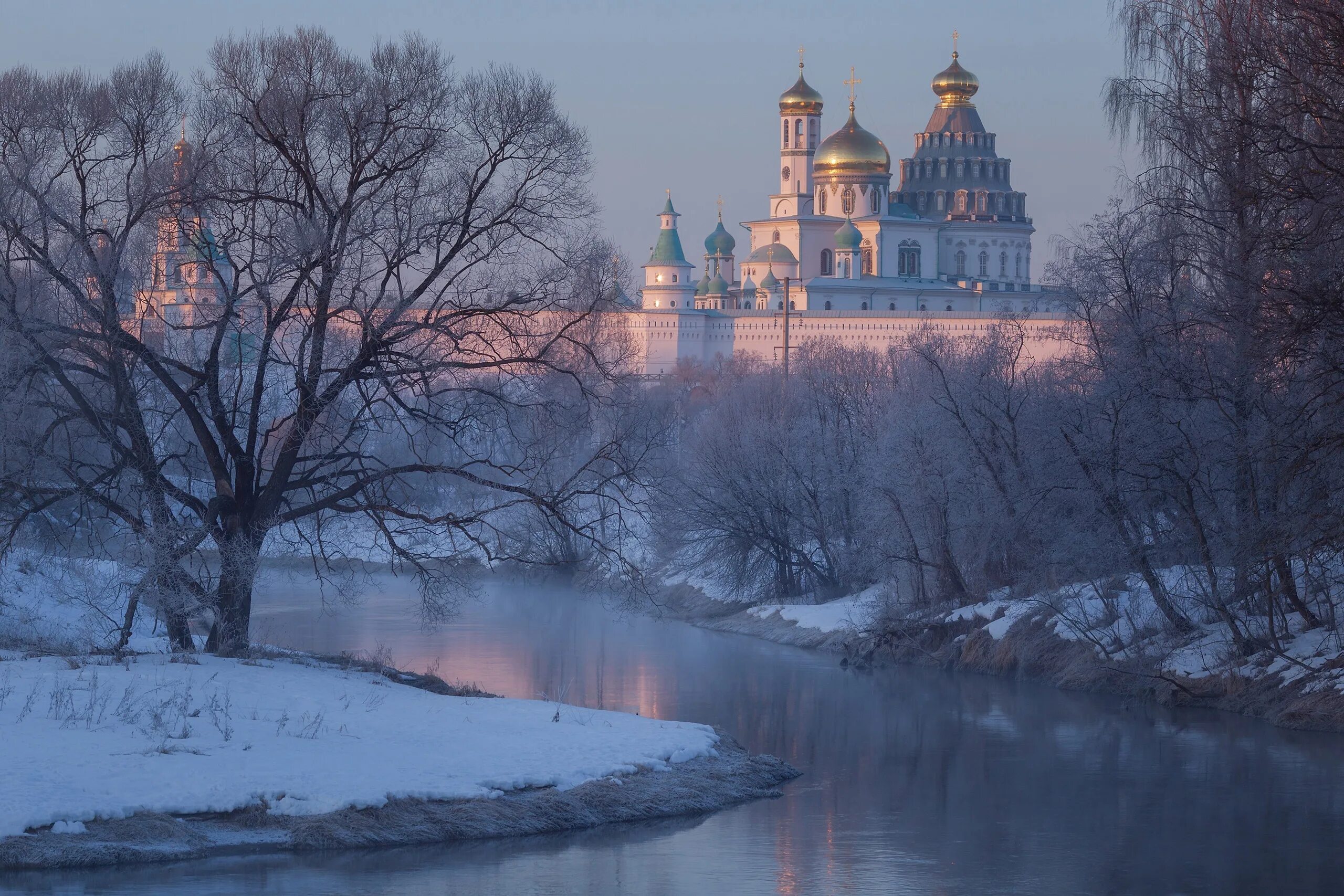 Замерзающие города подмосковья. Замерзающие города подмосковья. Новоиерусалимский монастырь истра зима. Новоиерусалимский монастырь истра зима. Замерзающие города подмосковья.